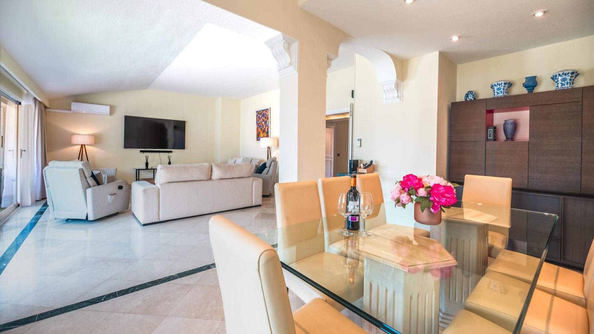 Penthouse Boutique Suite Marbella Eksteriør billede